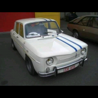 Renault 8